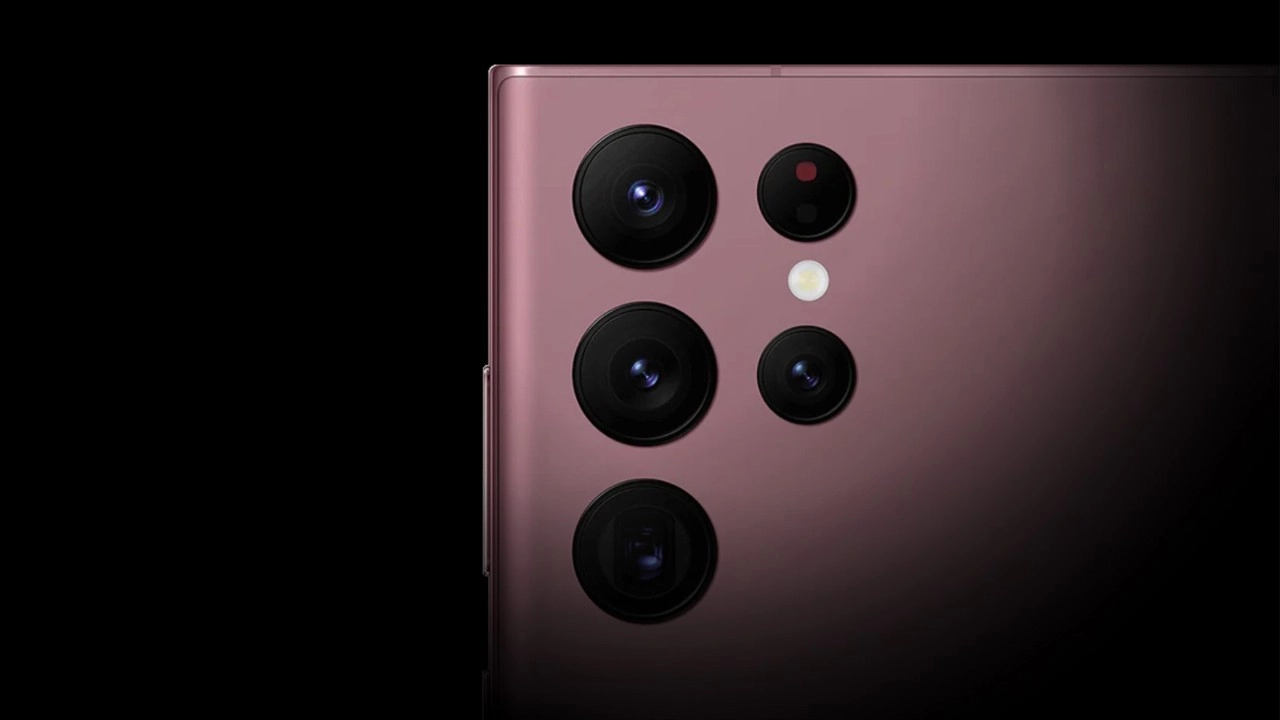 أكبر من ذي قبل: الكشف عن شاشة هاتف Galaxy S25 Ultra!