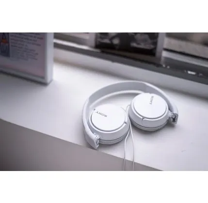 Проводные наушники Sony MDR-ZX110AP, Белые (MDRZX110APWZE)